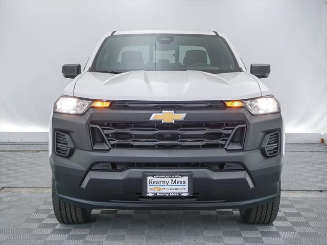 new 2025 Chevrolet Colorado car, priced at $30,995