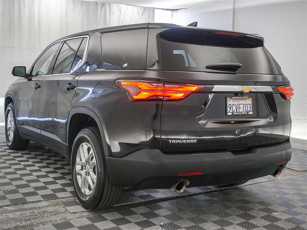 used 2023 Chevrolet Traverse car, priced at $22,332