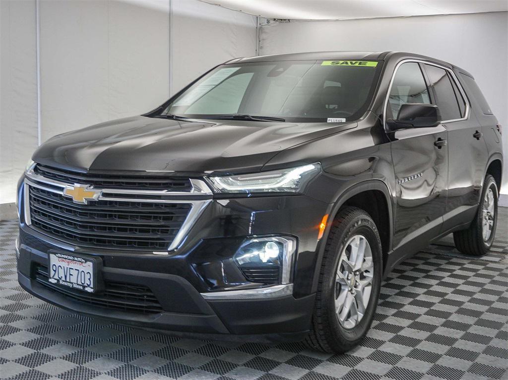 used 2023 Chevrolet Traverse car, priced at $22,332
