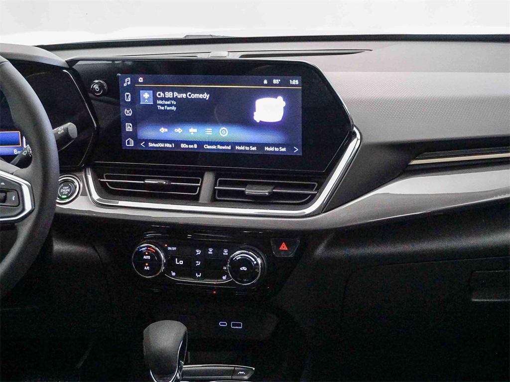 new 2025 Chevrolet Trax car, priced at $23,660
