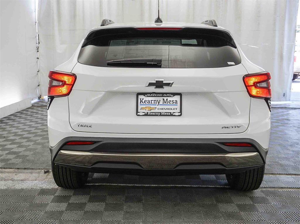new 2025 Chevrolet Trax car, priced at $23,660