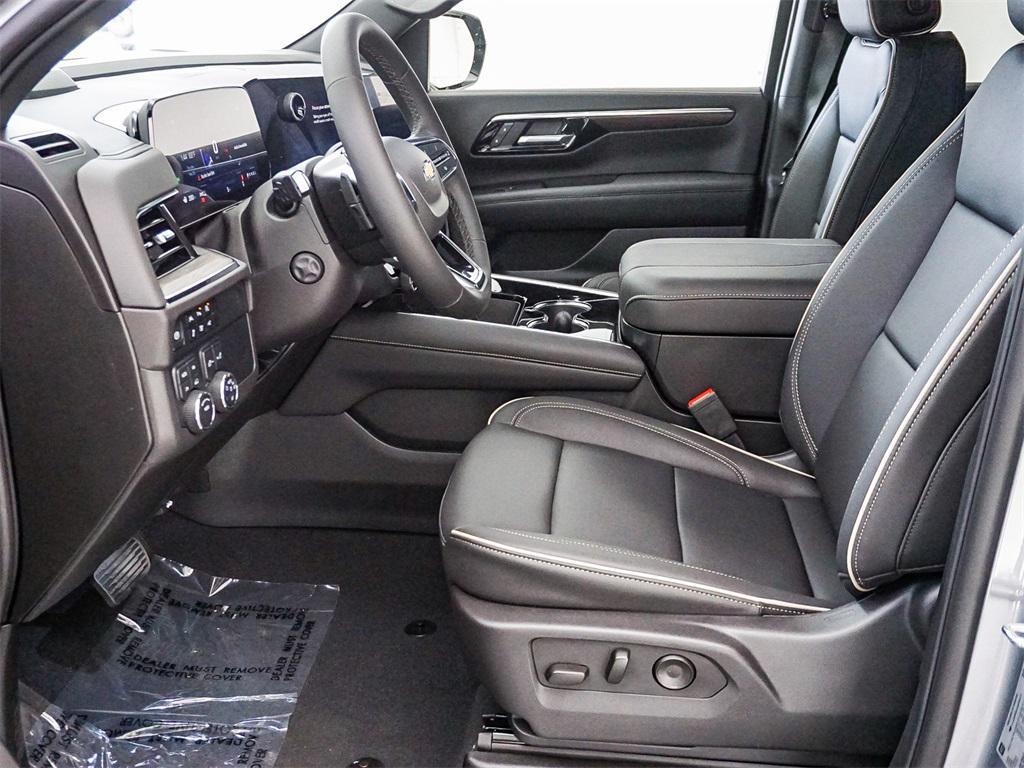 new 2025 Chevrolet Suburban car, priced at $73,895