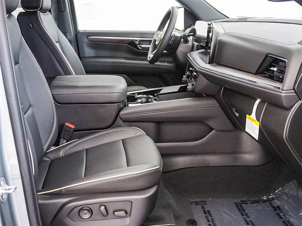 new 2025 Chevrolet Suburban car, priced at $73,895