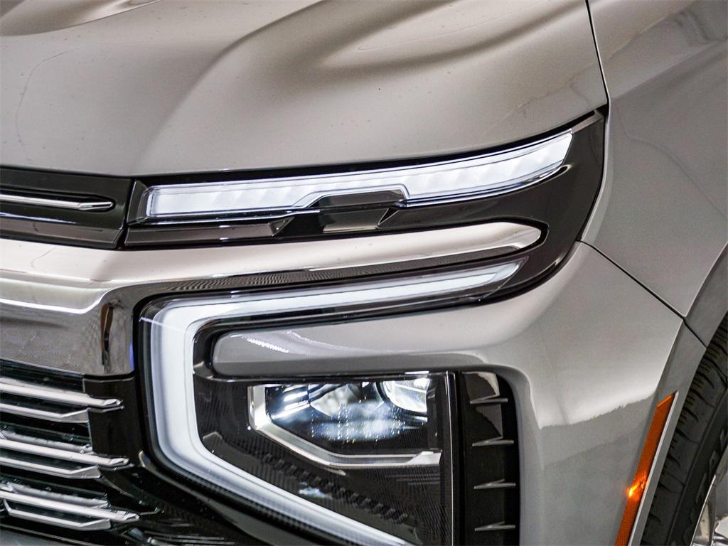 new 2025 Chevrolet Suburban car, priced at $73,895