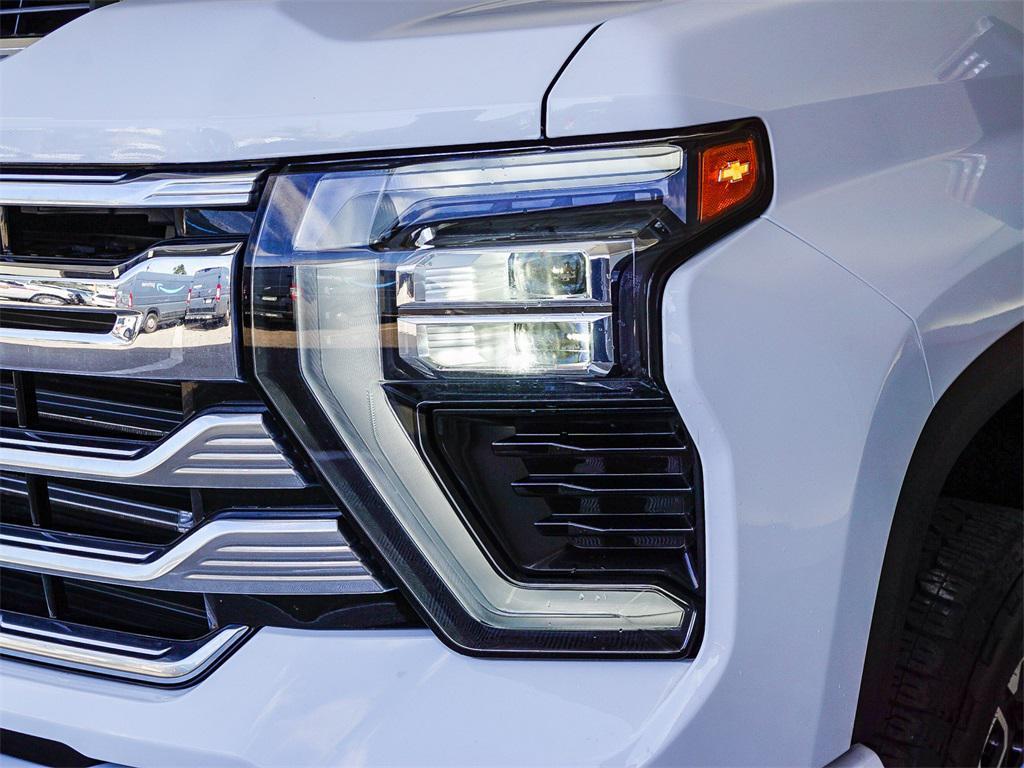 used 2025 Chevrolet Silverado 2500 car, priced at $77,986