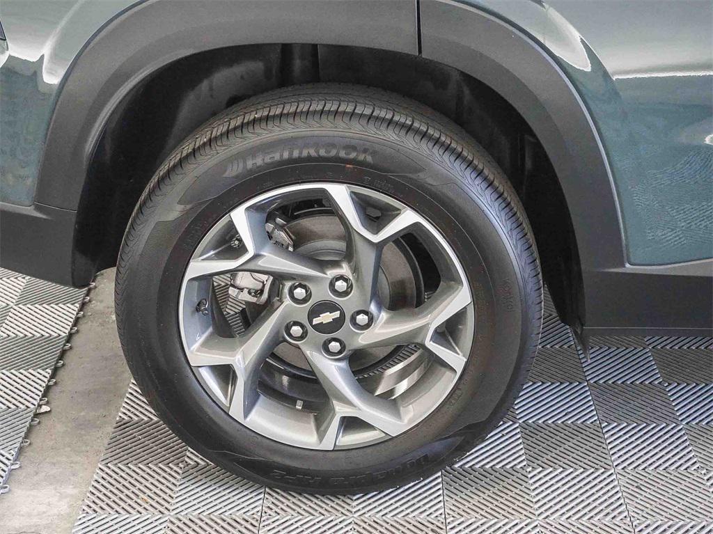 used 2025 Chevrolet Trax car, priced at $21,995