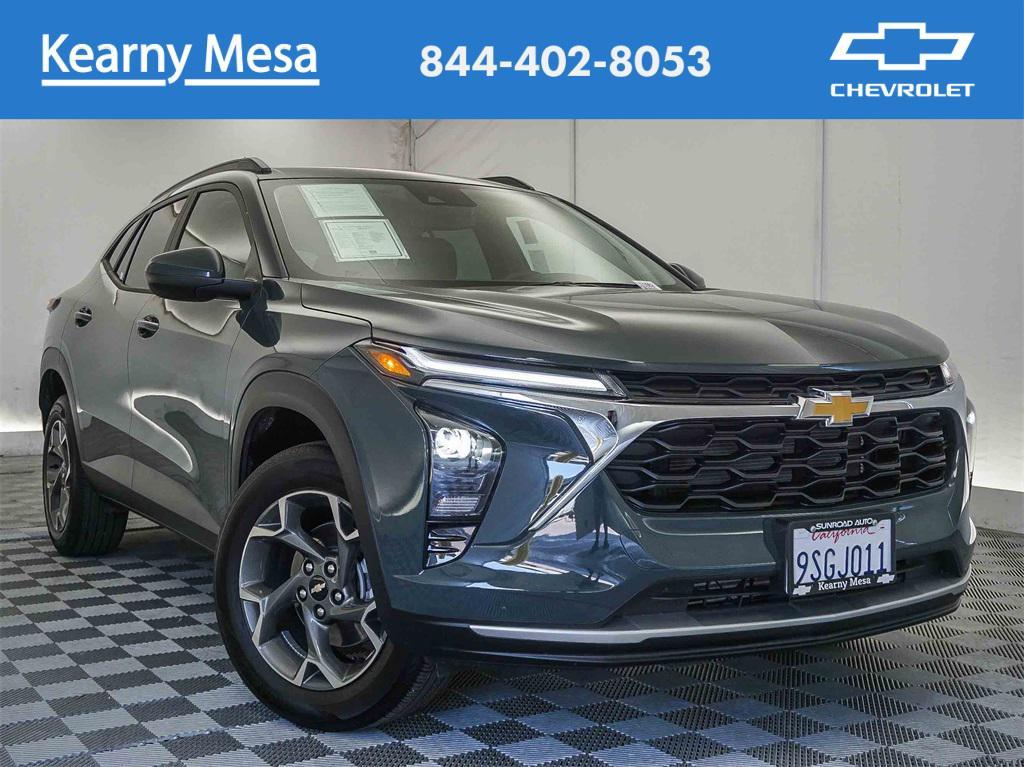 used 2025 Chevrolet Trax car, priced at $21,995