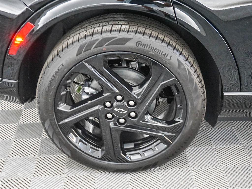 new 2026 Chevrolet Equinox EV car, priced at $39,370