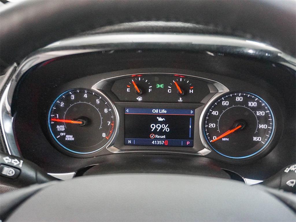 used 2022 Chevrolet Traverse car, priced at $27,408