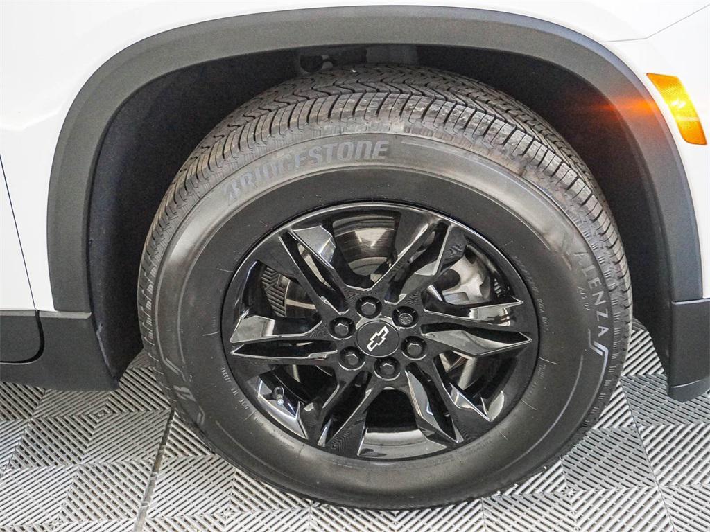 used 2022 Chevrolet Traverse car, priced at $27,408