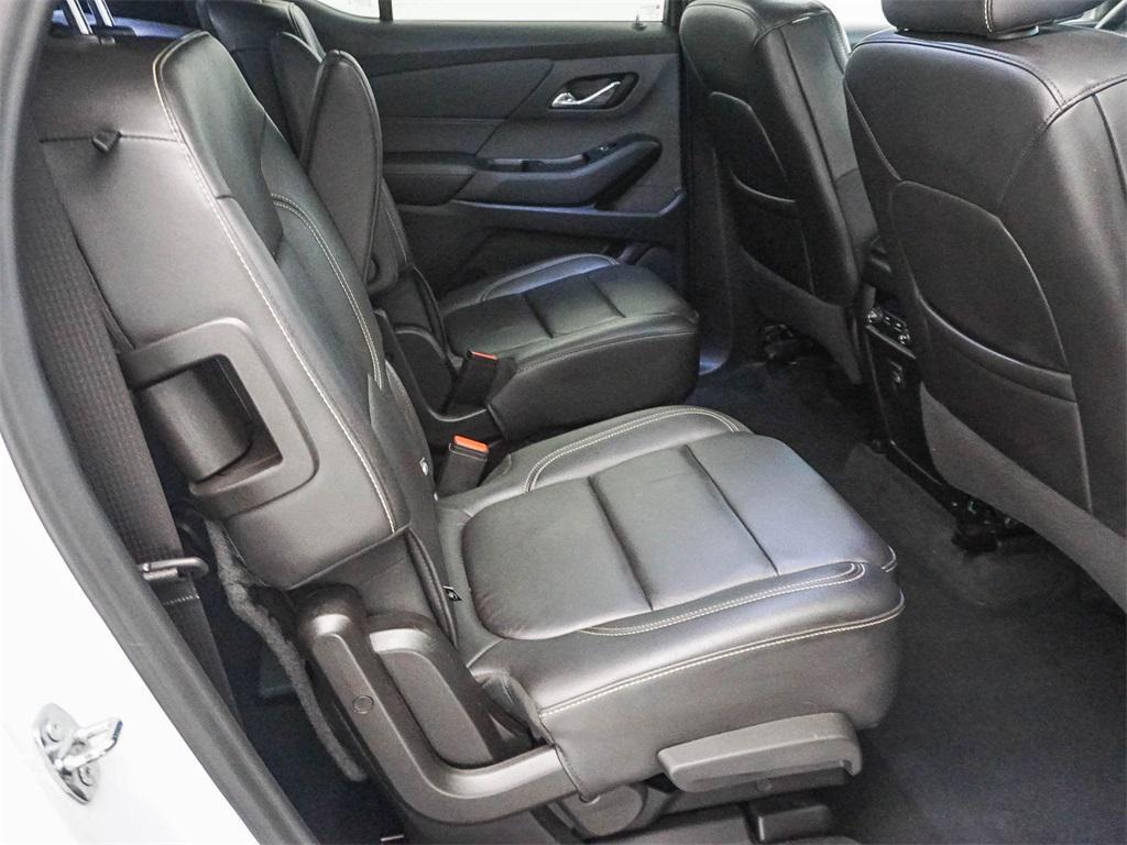 used 2022 Chevrolet Traverse car, priced at $27,408