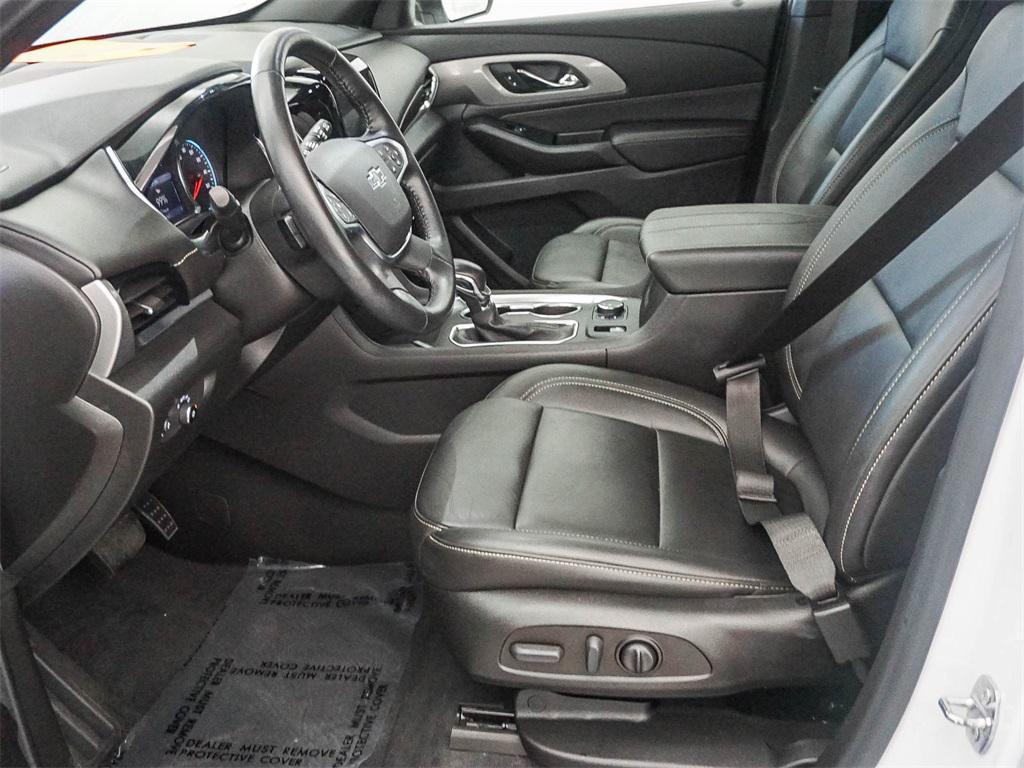 used 2022 Chevrolet Traverse car, priced at $27,408