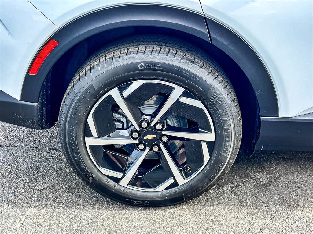 new 2026 Chevrolet Equinox EV car, priced at $30,770