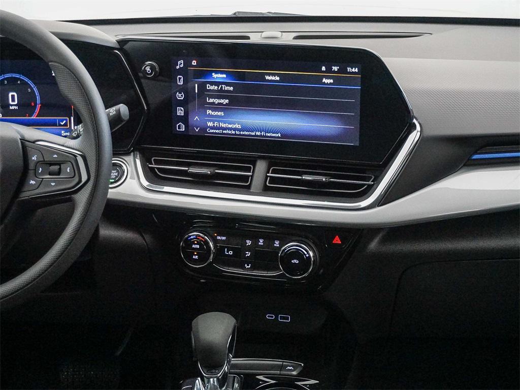new 2025 Chevrolet Trax car, priced at $21,860