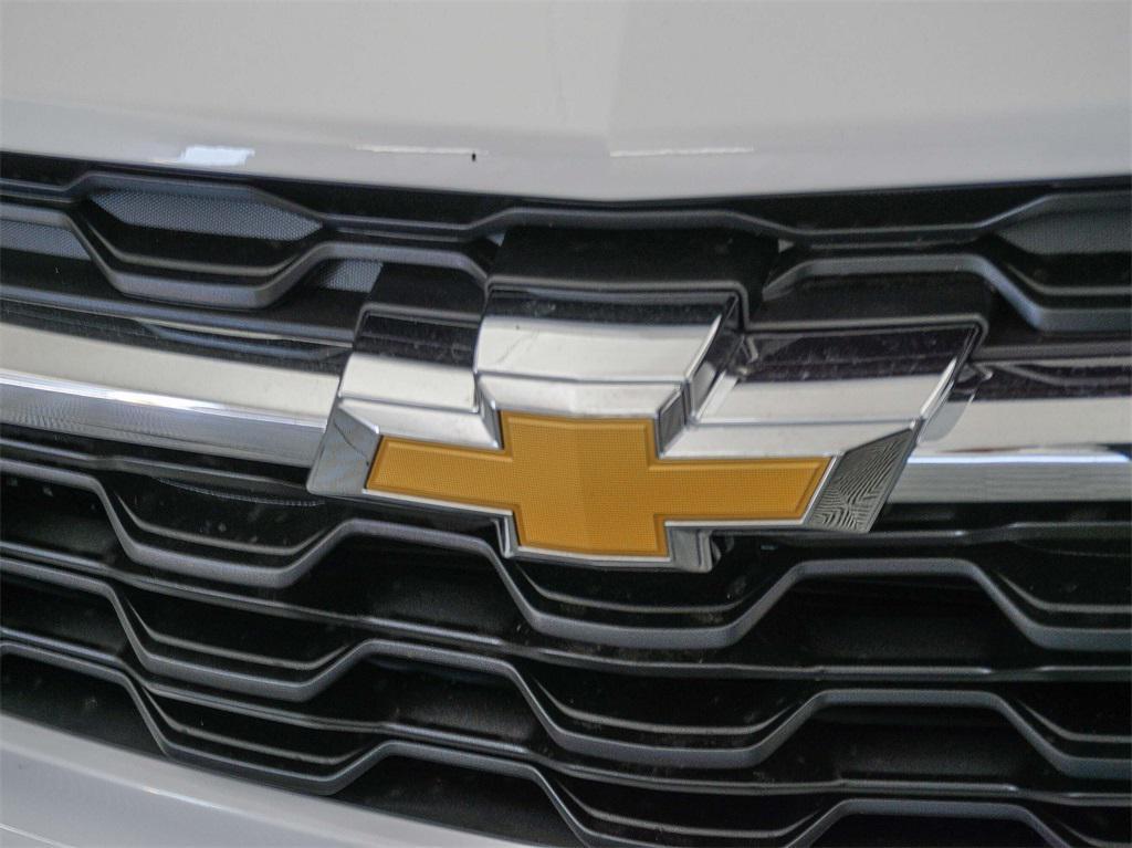 new 2025 Chevrolet Trax car, priced at $21,860