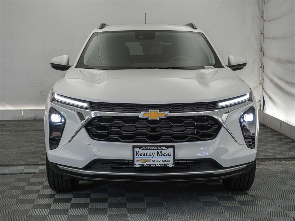 new 2025 Chevrolet Trax car, priced at $21,860
