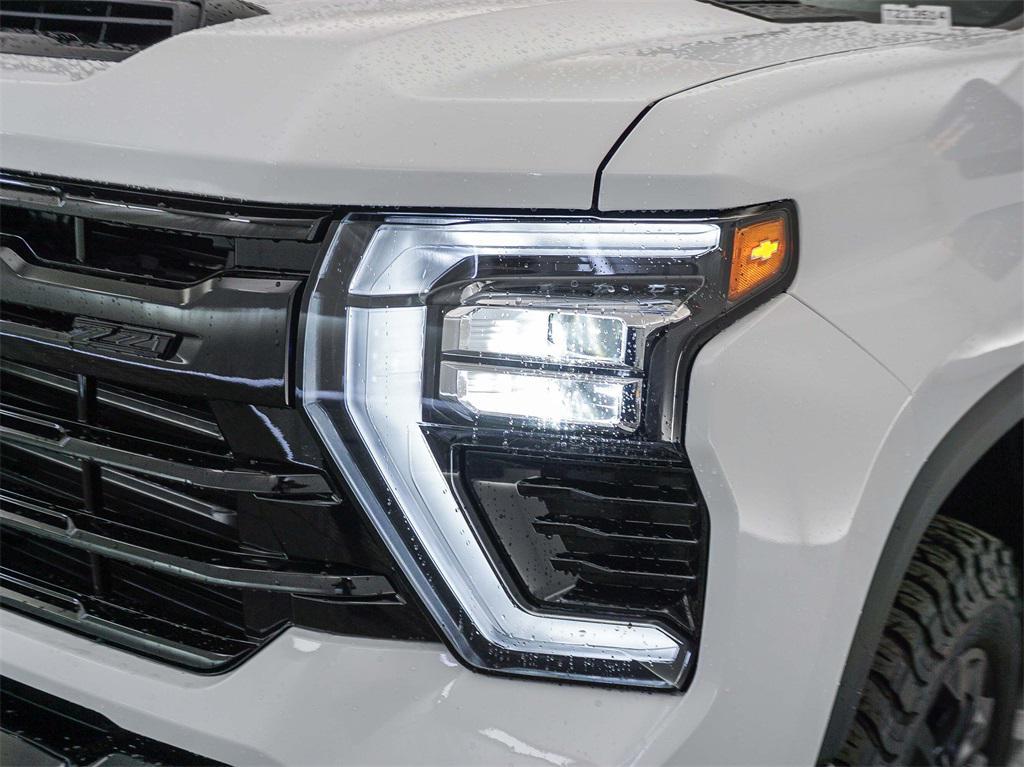 new 2025 Chevrolet Silverado 3500 car, priced at $82,115