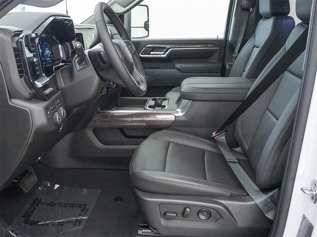 new 2025 Chevrolet Silverado 3500 car, priced at $82,115