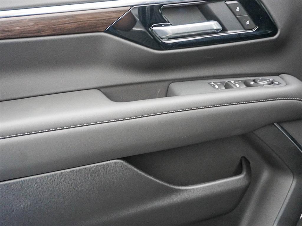 new 2026 Chevrolet Suburban car, priced at $65,690