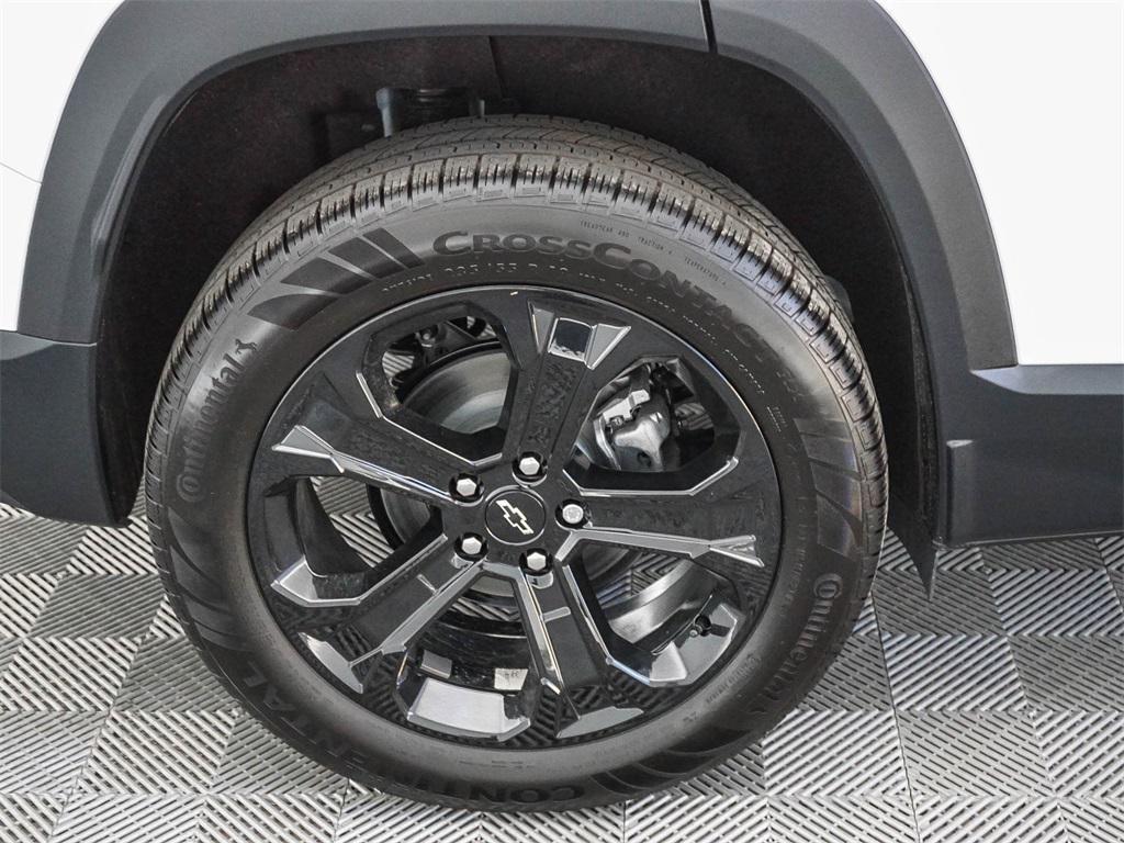 new 2026 Chevrolet Equinox car, priced at $26,990