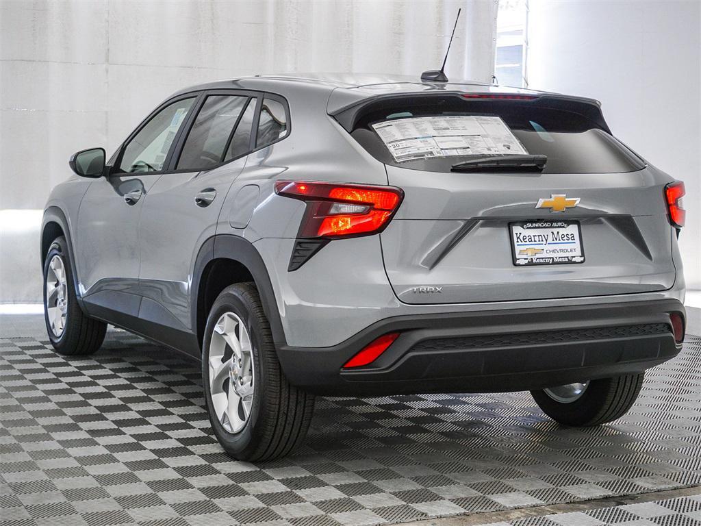 new 2026 Chevrolet Trax car, priced at $22,385
