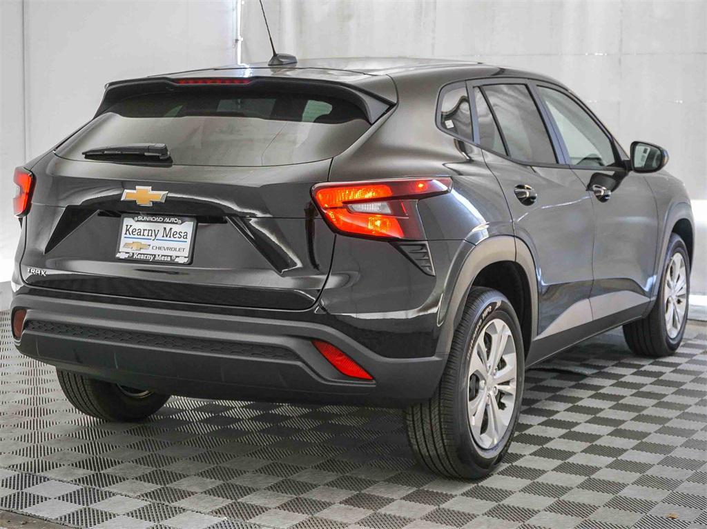 new 2026 Chevrolet Trax car, priced at $21,495