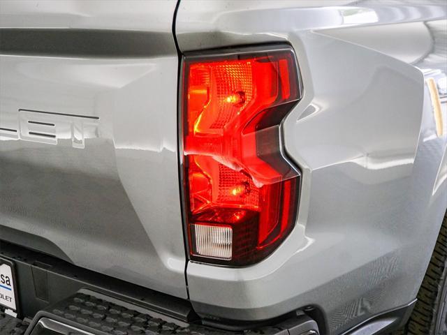 new 2025 Chevrolet Colorado car, priced at $29,995