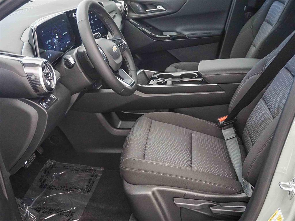 new 2026 Chevrolet Equinox car, priced at $25,495