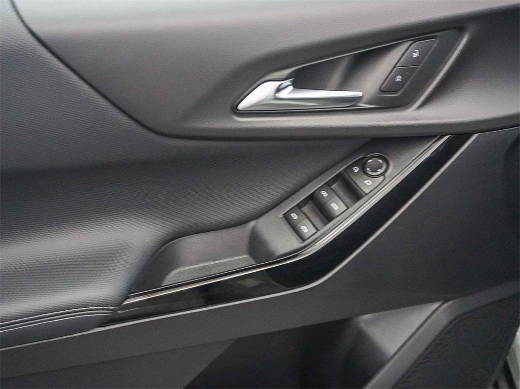 new 2026 Chevrolet Equinox car, priced at $25,495