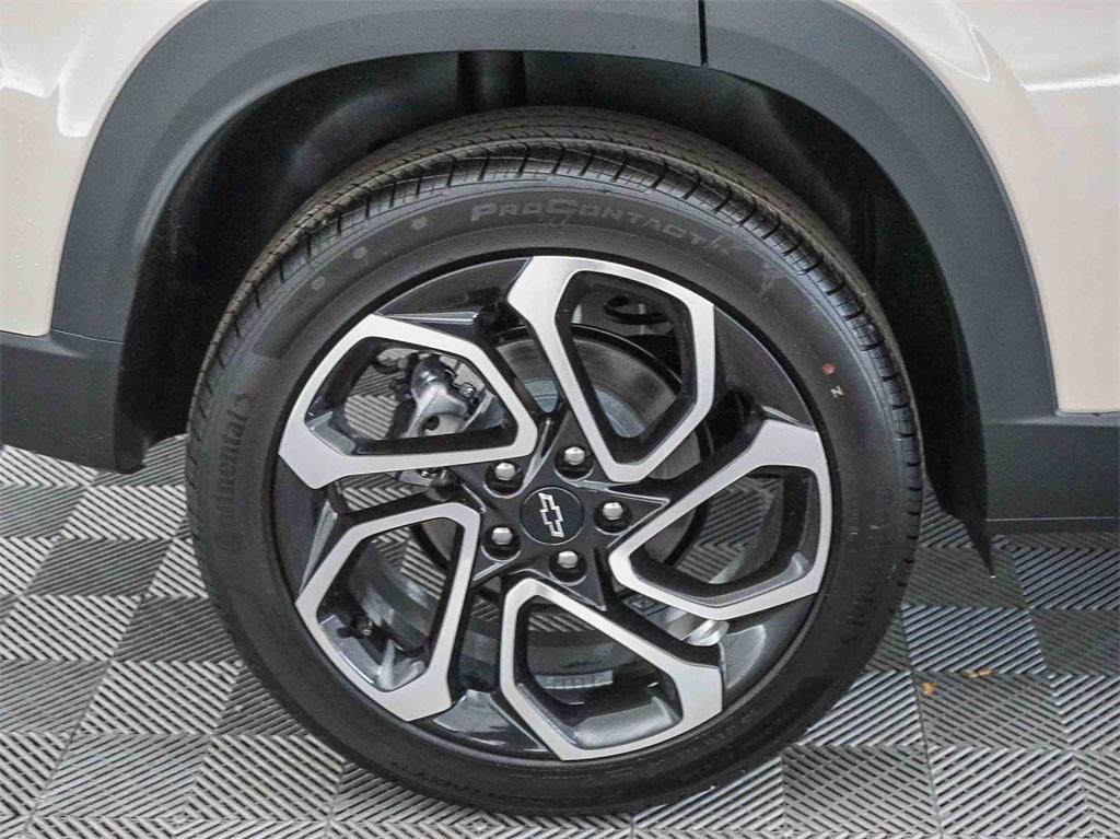 new 2026 Chevrolet Trax car, priced at $25,590