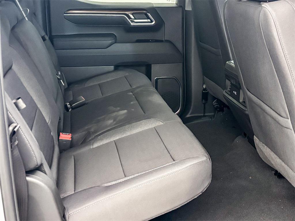 new 2025 Chevrolet Silverado 1500 car, priced at $43,050