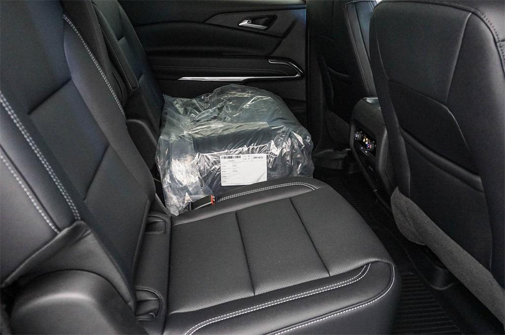 new 2026 Chevrolet Traverse car, priced at $44,165