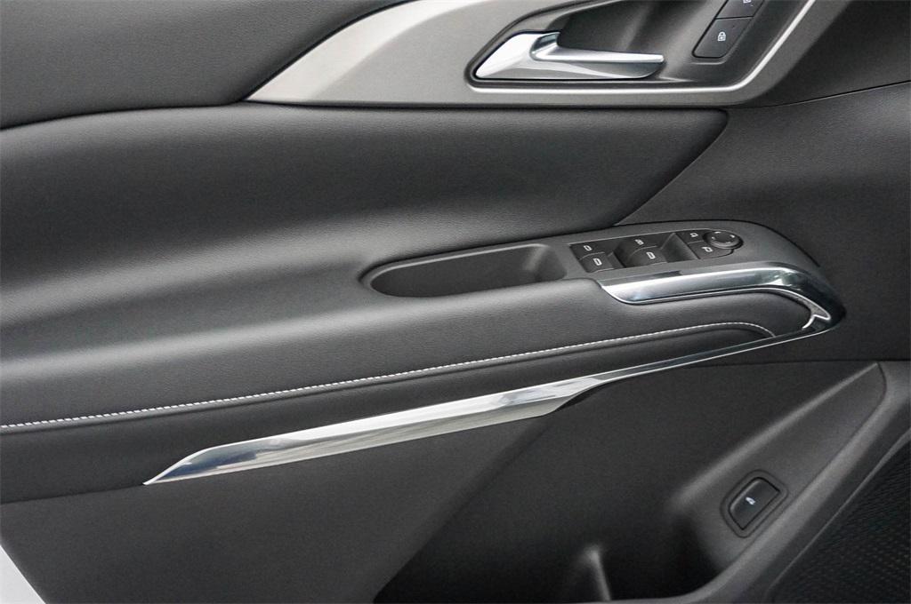 new 2026 Chevrolet Traverse car, priced at $44,165