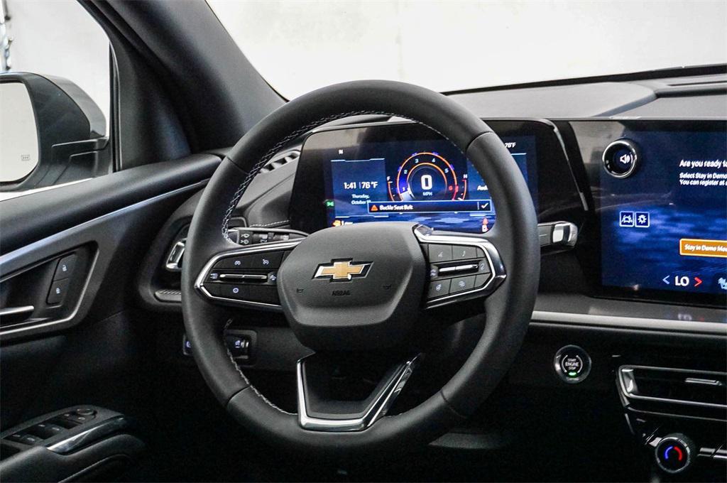 new 2026 Chevrolet Traverse car, priced at $44,165