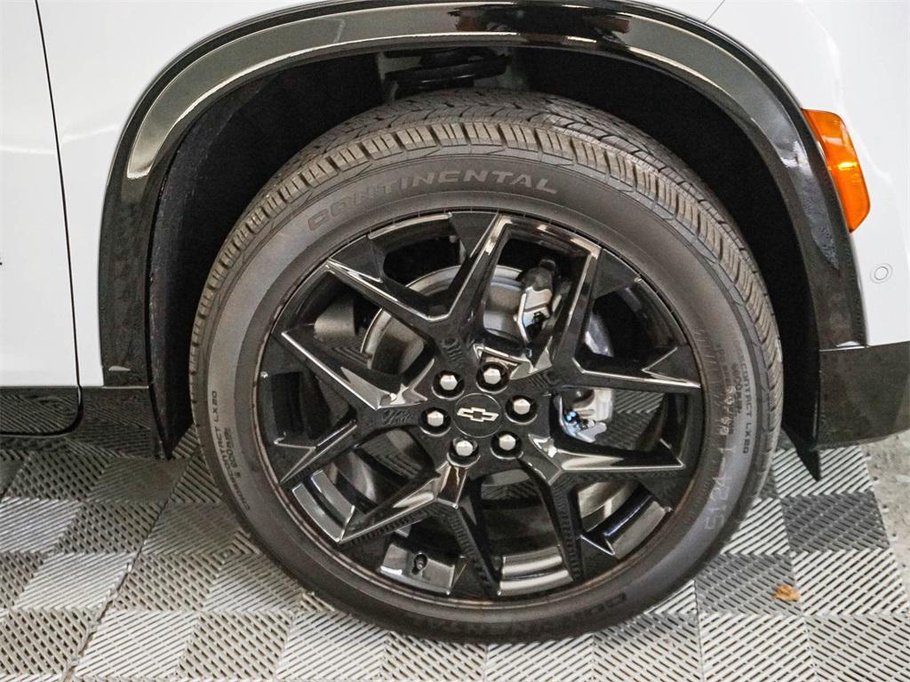 new 2026 Chevrolet Traverse car, priced at $57,440