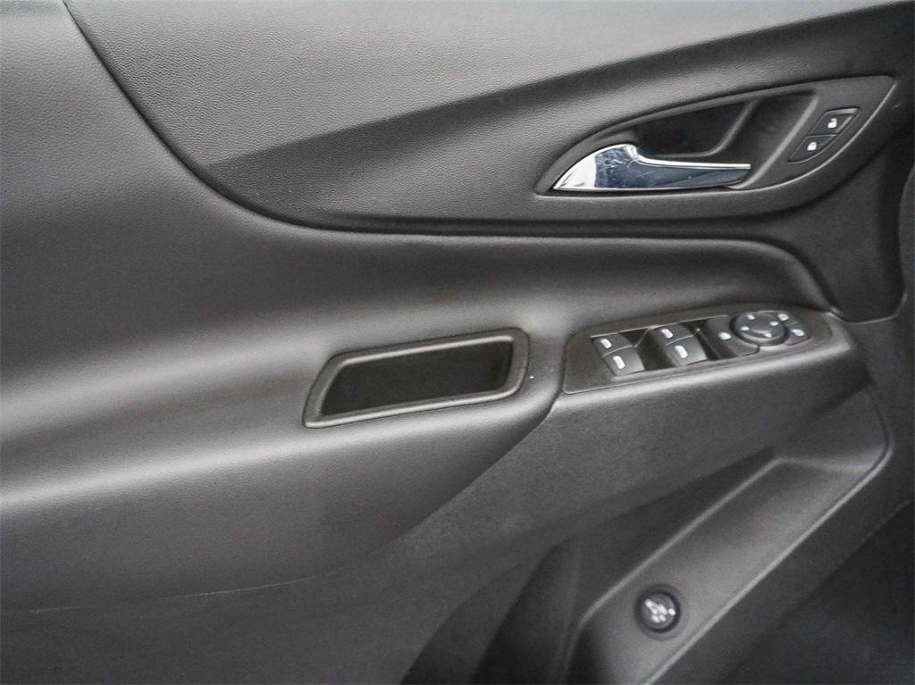 used 2022 Chevrolet Equinox car, priced at $17,850