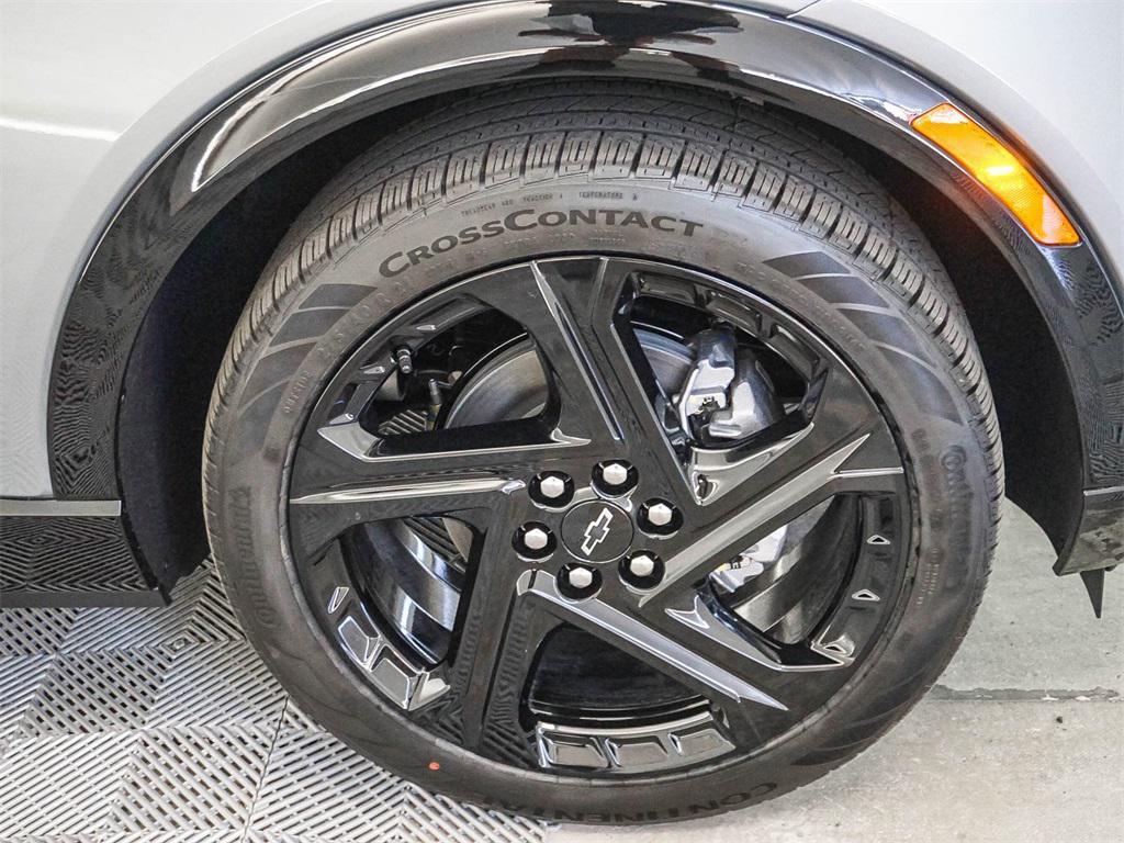 new 2026 Chevrolet Equinox EV car, priced at $39,370