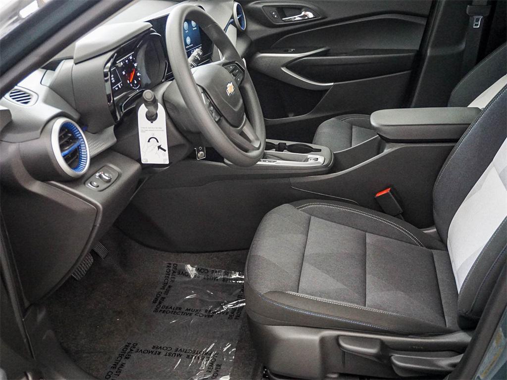 new 2026 Chevrolet Trax car, priced at $22,885