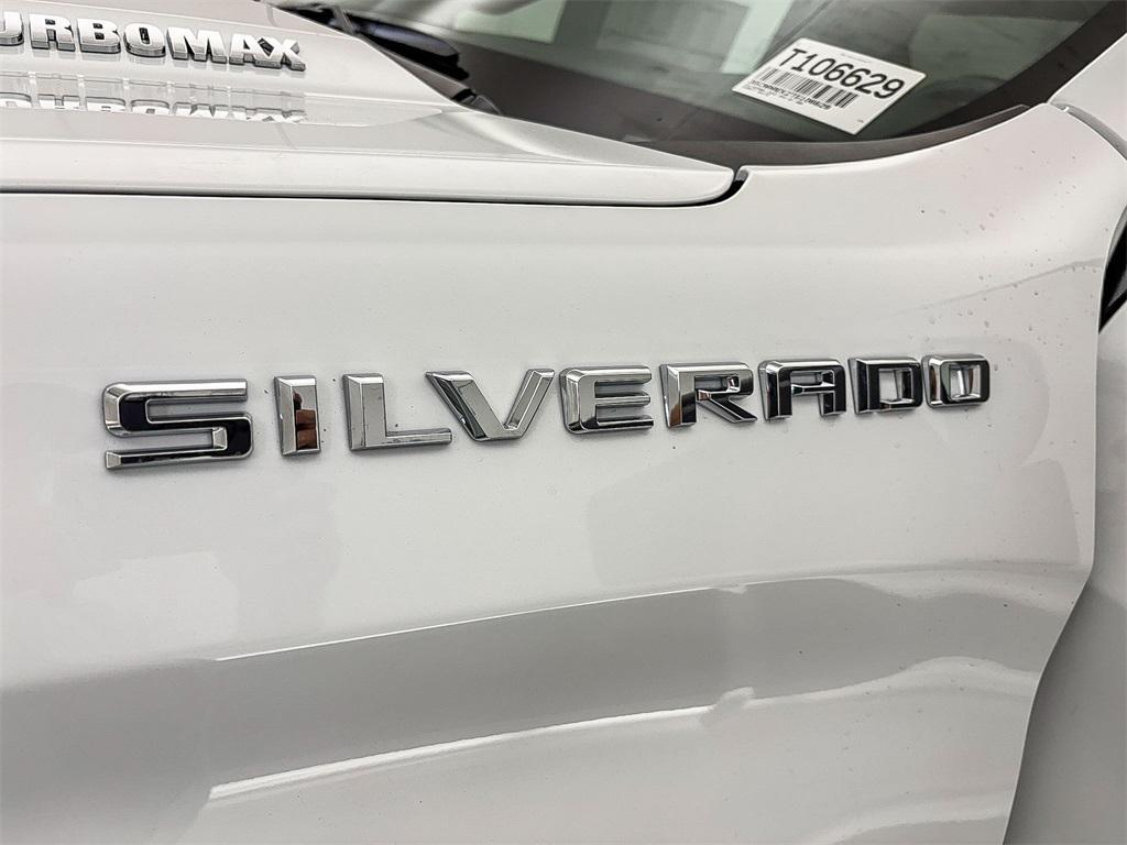 new 2026 Chevrolet Silverado 1500 car, priced at $30,330