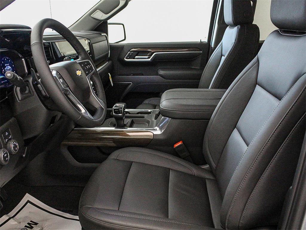 new 2025 Chevrolet Silverado 1500 car, priced at $46,040