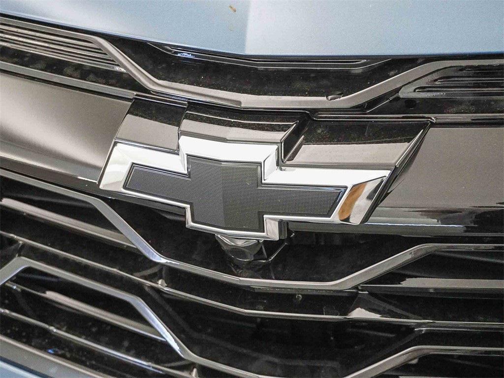 new 2026 Chevrolet Equinox car, priced at $30,345