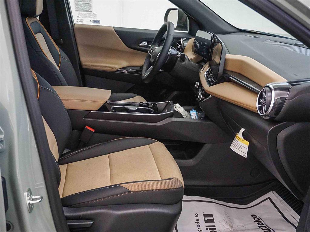 new 2026 Chevrolet Equinox car, priced at $30,345