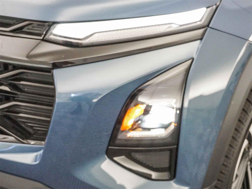 new 2026 Chevrolet Equinox car, priced at $30,345