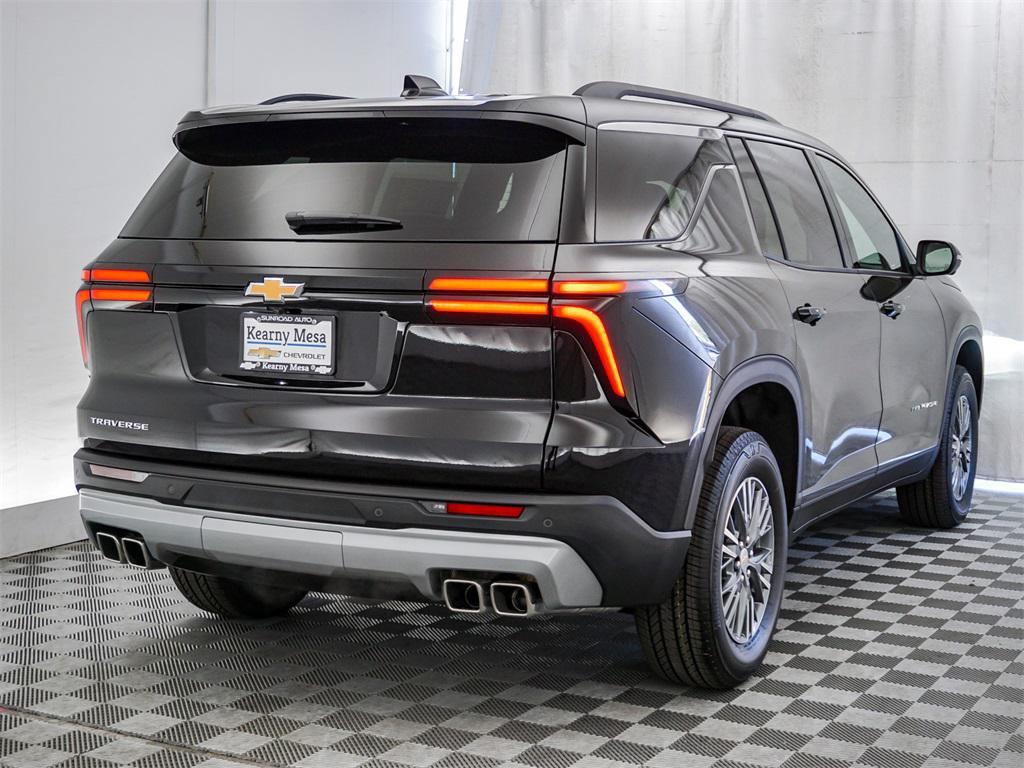 new 2025 Chevrolet Traverse car, priced at $37,595