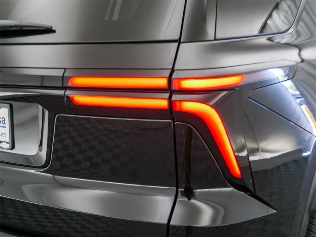 new 2025 Chevrolet Traverse car, priced at $37,595