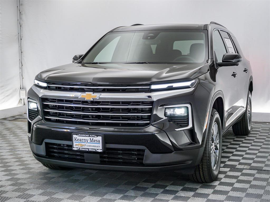 new 2025 Chevrolet Traverse car, priced at $37,595