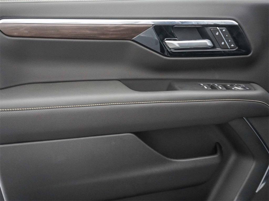 new 2026 Chevrolet Suburban car, priced at $83,690