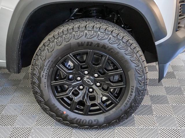 new 2025 Chevrolet Colorado car, priced at $39,995