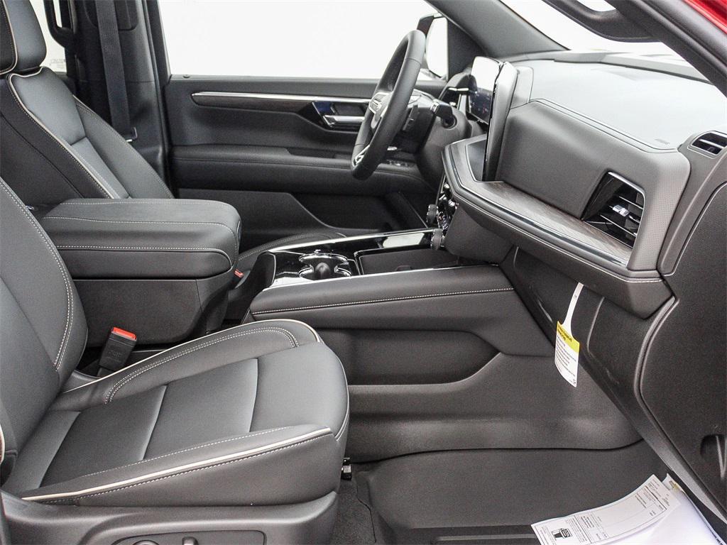 new 2025 Chevrolet Tahoe car, priced at $77,820