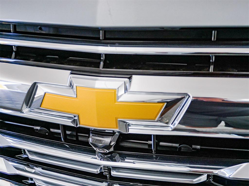 new 2025 Chevrolet Suburban car, priced at $73,895